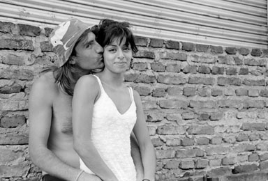 black & white 04